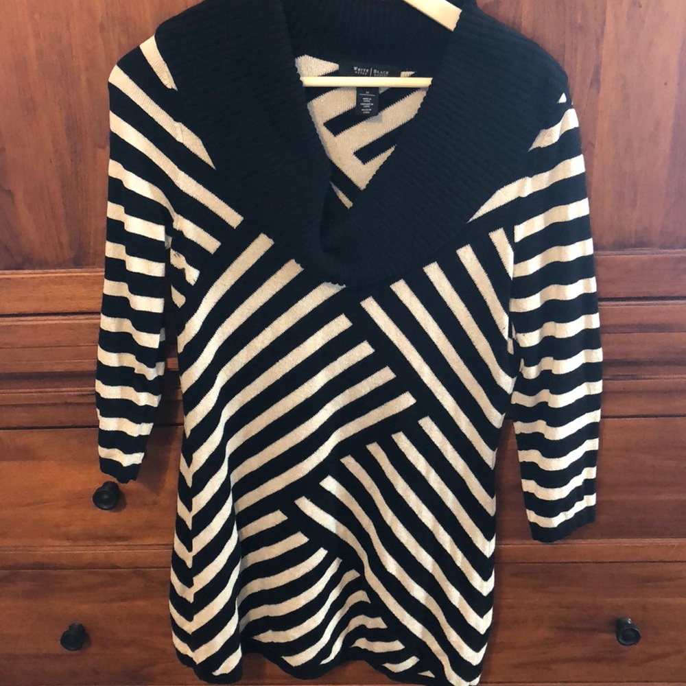 Excellent condition WHBM Tunic